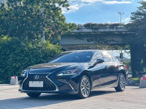 Lexus 雷克萨斯ES 2024款 200 臻享版